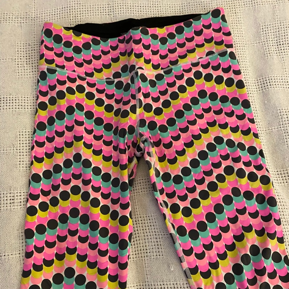Victoria’s Secret cropped leggings